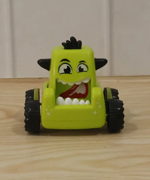 cartoon-car-toy-for-kids webp